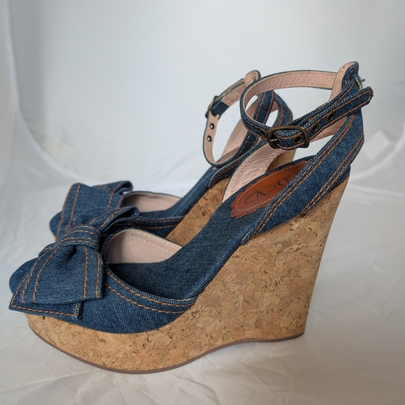 Red Denim Bow Wedge Sandals - Picture 2 of 12
